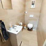 Krkonose Rokytnice شقة